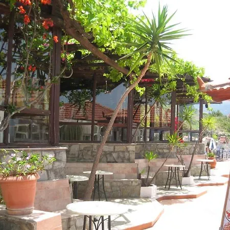 Bella Vista Hotel
